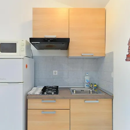 Apartment Marijan 105 *